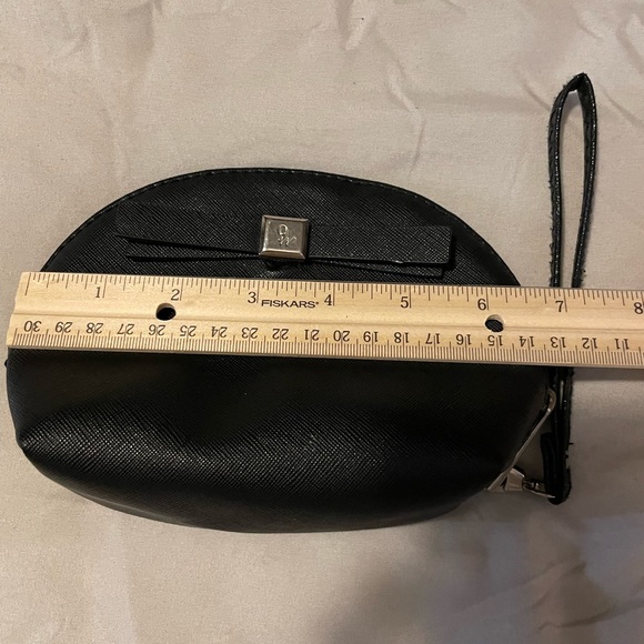 Nine West Wristlet Purse - Picture 6 of 6